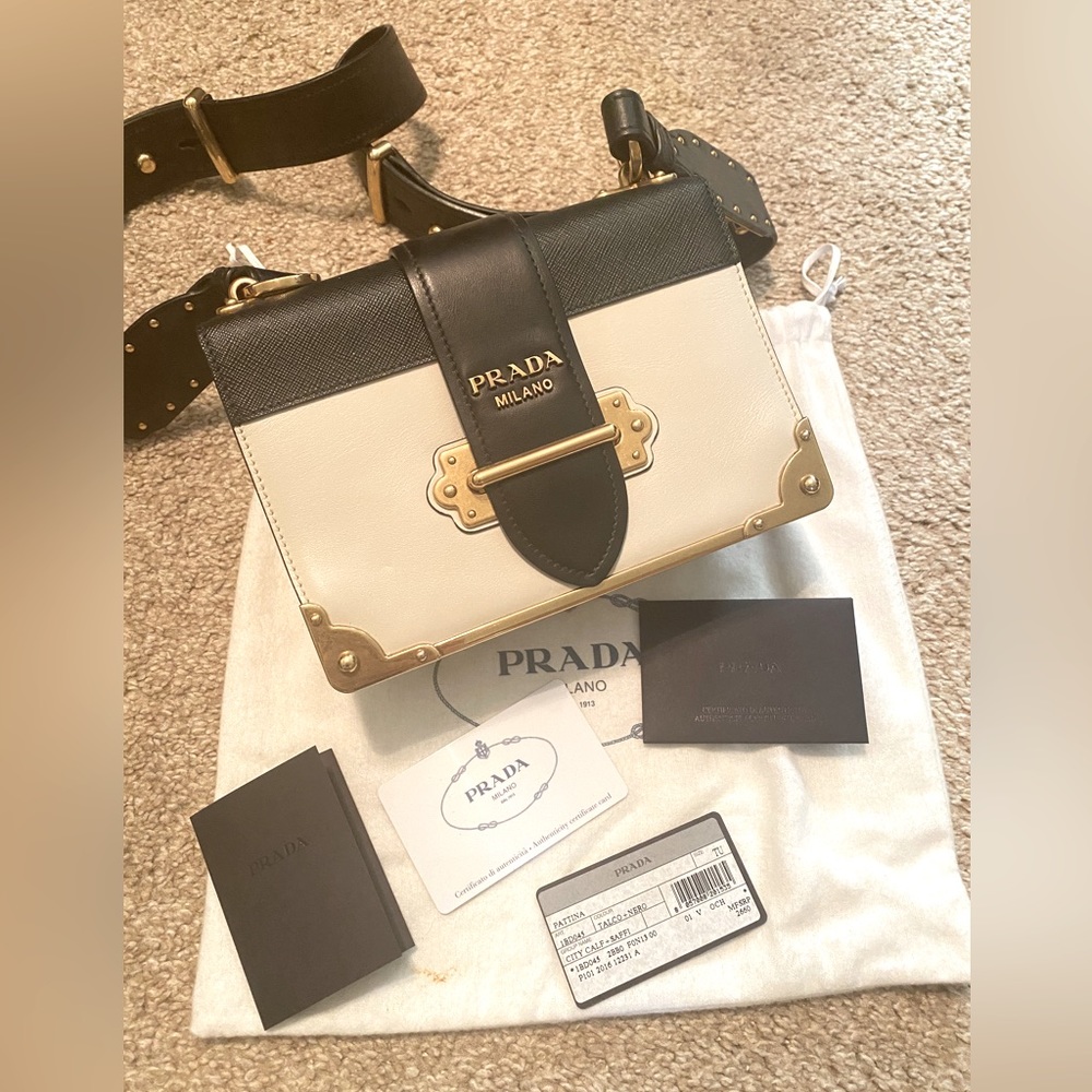 Prada cashier leather bag